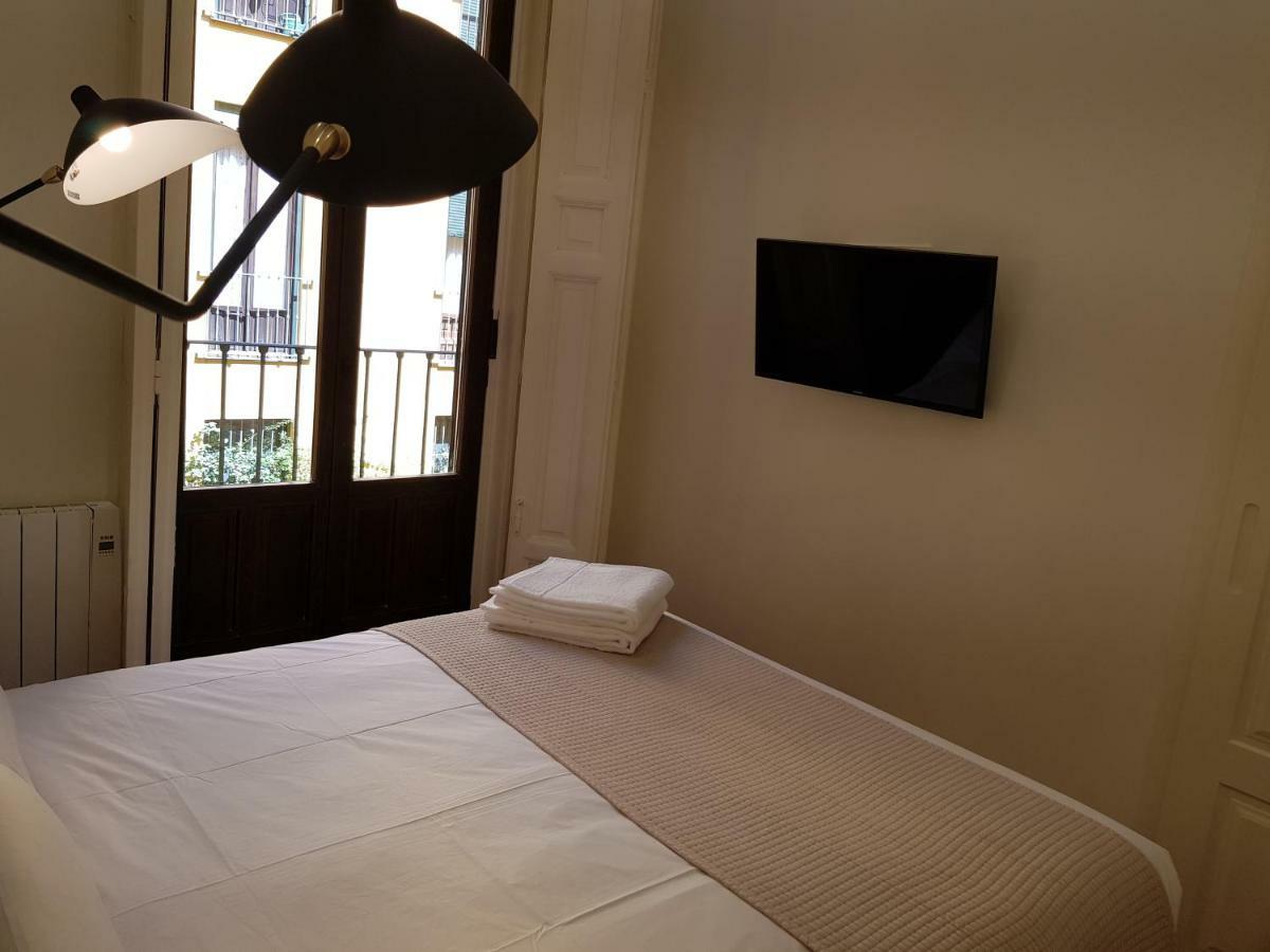 Ferienwohnung Sy Fuencarral Madrid Exterior foto